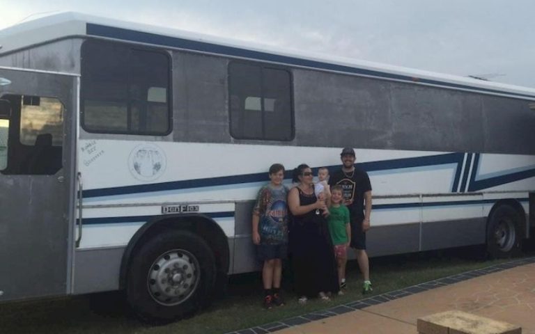 living in a bus while pregnant