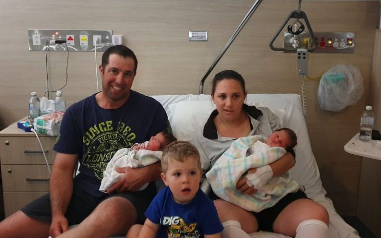 pregnant with twins and bells palsy