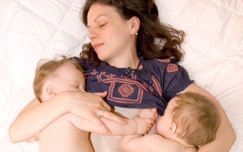 Breastfeeding Struggles with Twins and Triplets