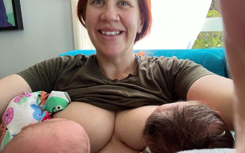 tandem feeding twins after birth